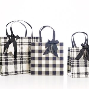 Pandastores_PAPER BAGS_panda week 3.2-96-018Christmas
